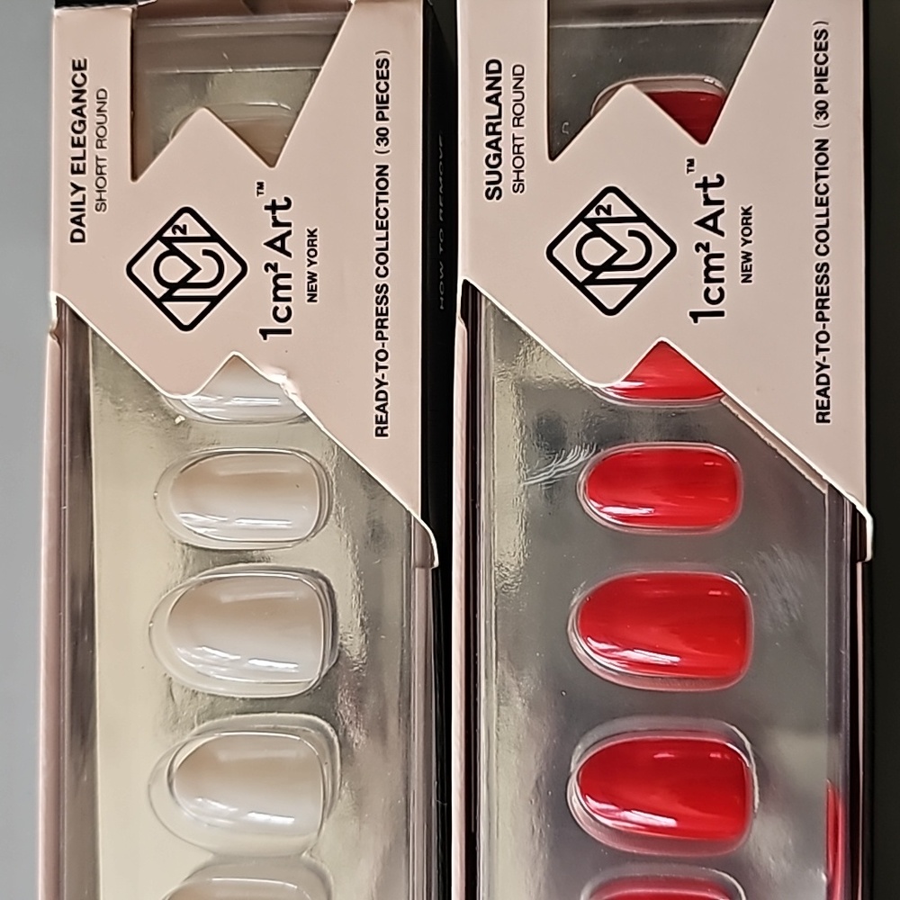 2 sets of Ready To Wear Press on nails by 1cm² Art New York